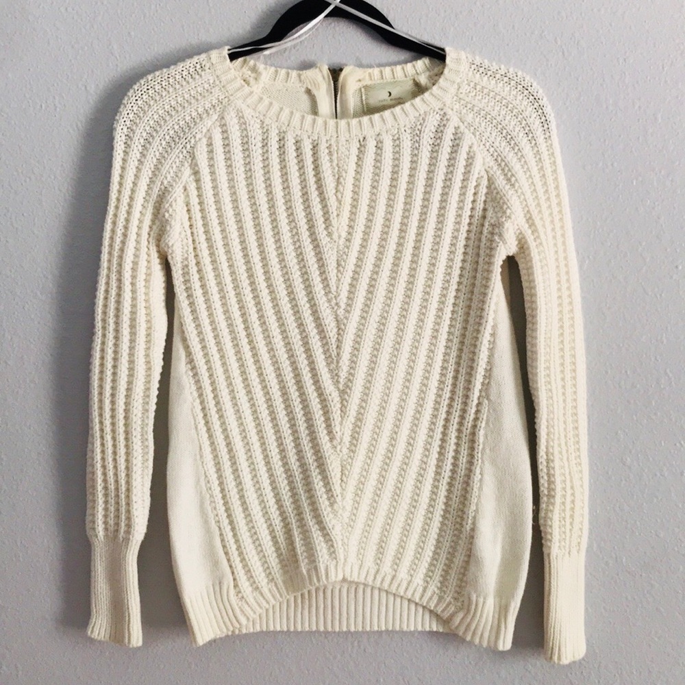 2/$40 Cute Fitted Knitted Sweater